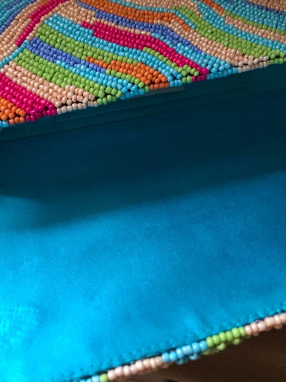 NWT Moana Beaded Clutch with Chain Strap - Picture 4 of 4